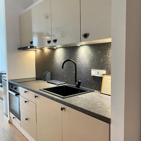 Mycampus Unwe Studentski Mountain Views Modern Kitchen Equipment Sófia Exterior foto