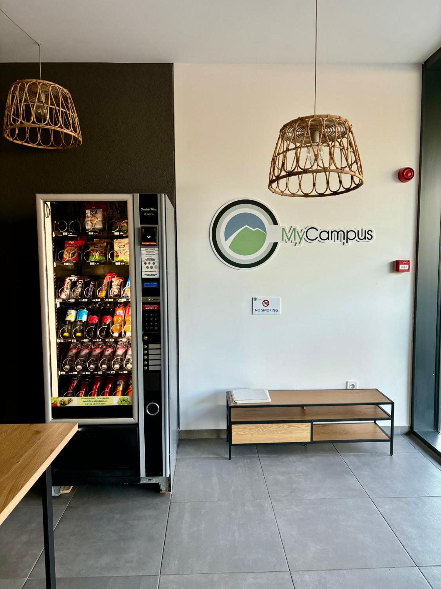 Mycampus Unwe Studentski Mountain Views Modern Kitchen Equipment Sófia Exterior foto